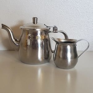 🔥 SOLD Individual 10 oz stainless steel Brandware Teapot and Vollrath creamer
